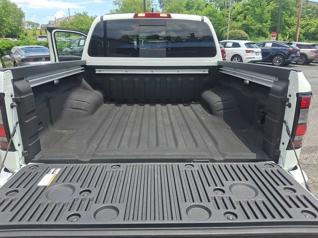 Certified 2025 Nissan Frontier PRO-4X w/ Pro Convenience Package AWD/4WD image 29