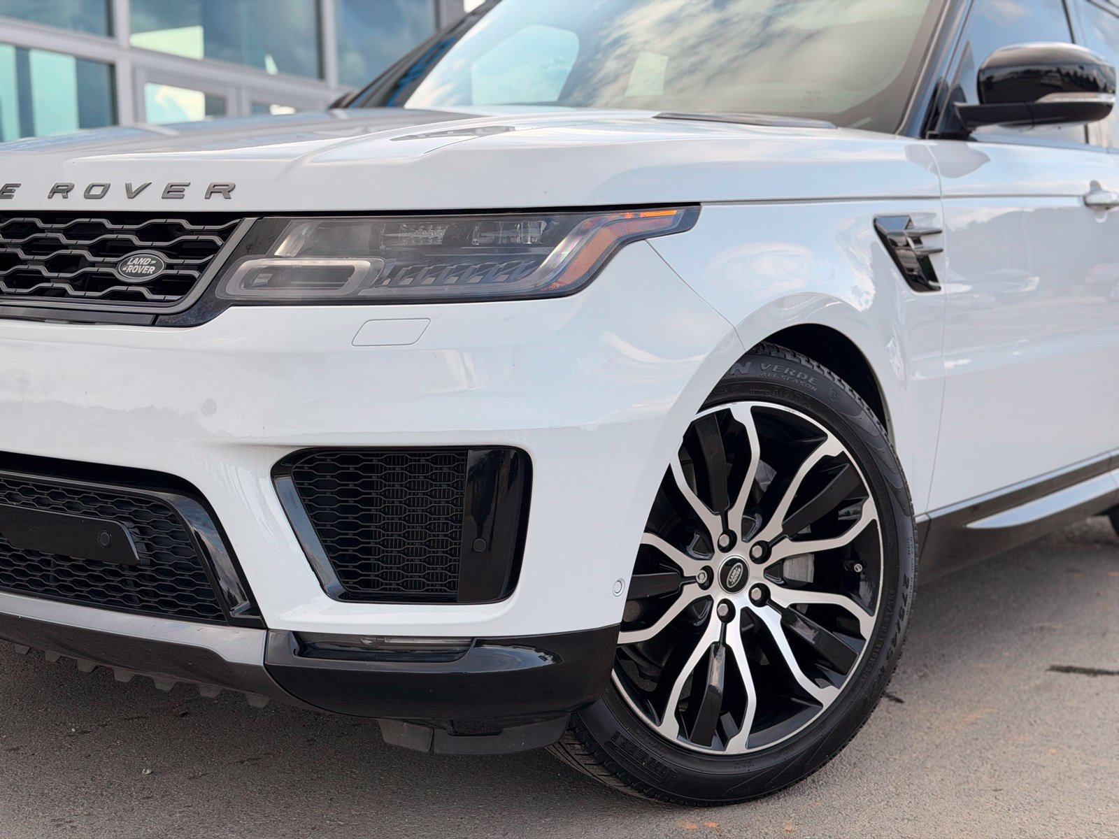 Used 2022 Land Rover Range Rover Sport HSE Silver Edition AWD/4WD image 16