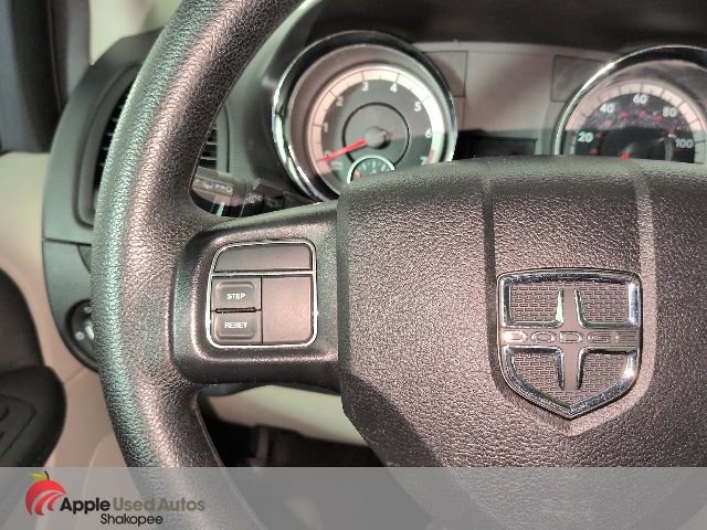 Used 2016 Dodge Grand Caravan SXT FWD image 27