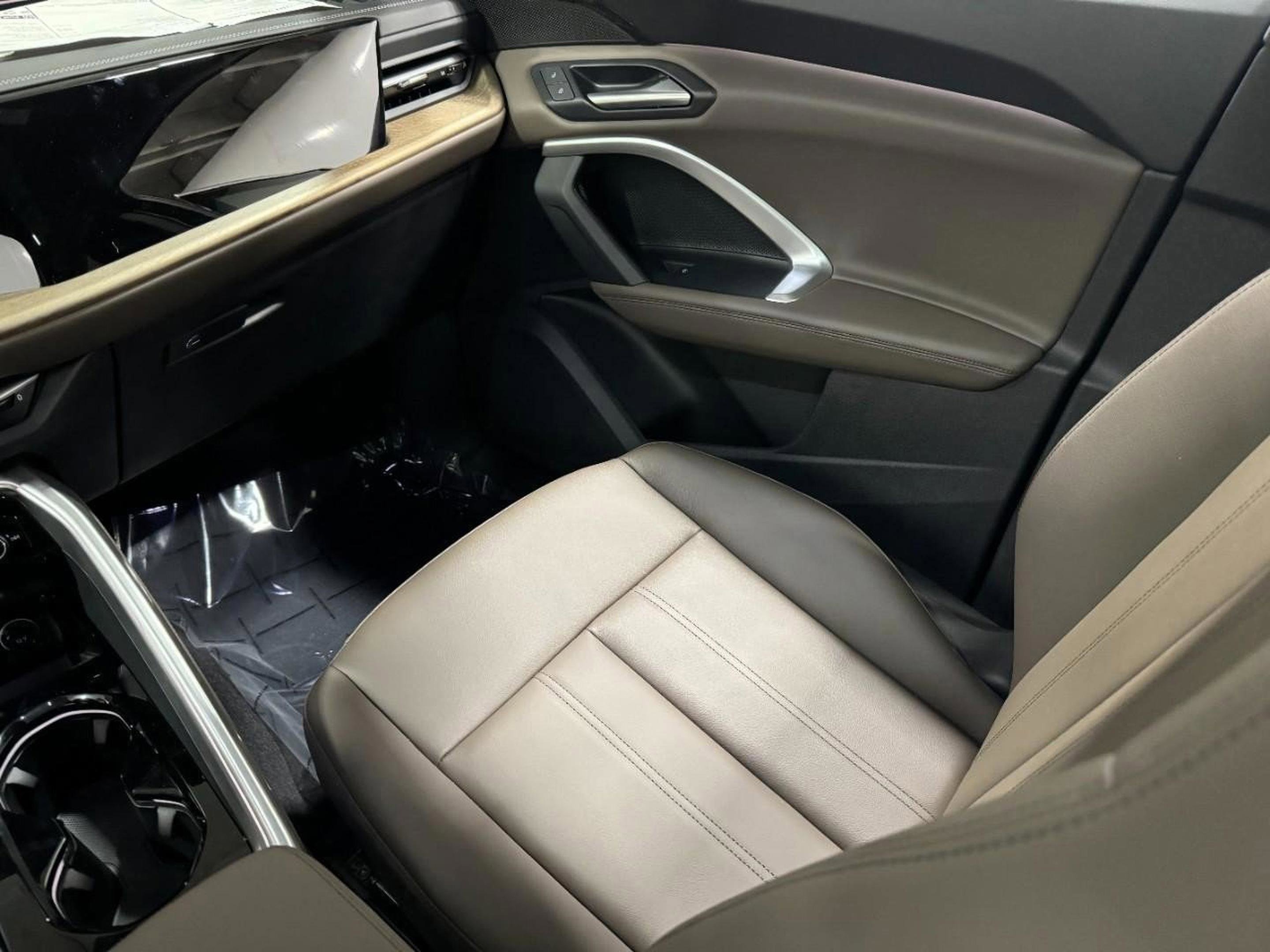 New 2025 Audi Q5 Premium image 15