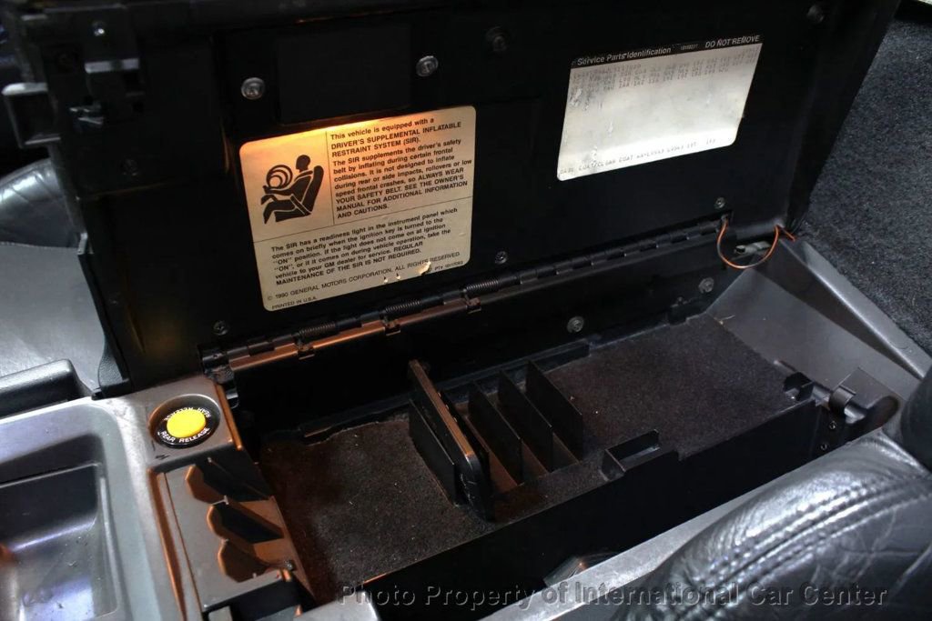 Used 1990 Chevrolet Corvette Convertible image 30