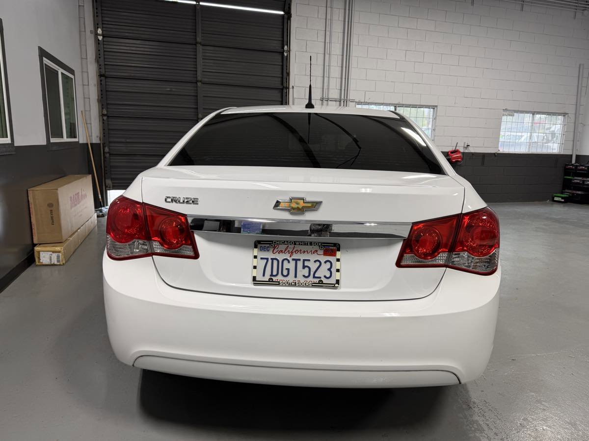 Used 2014 Chevrolet Cruze LS FWD image 4