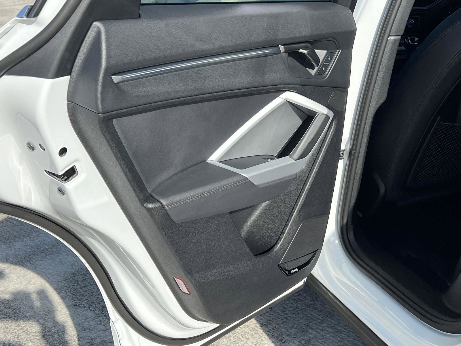 Certified 2025 Audi Q3 2.0T Premium Plus w/ Premium Plus Package image 22