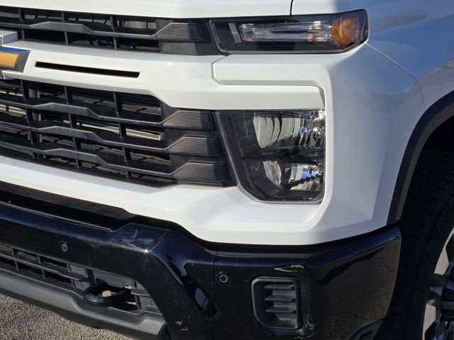 Used 2025 Chevrolet Silverado 2500 Custom w/ Custom Value Package AWD/4WD image 10