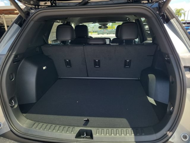 New 2027 Chevrolet Equinox RS FWD image 4