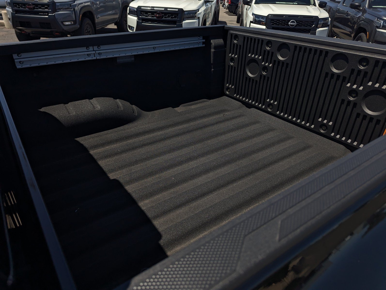 New 2026 Nissan Frontier SV w/ SV Convenience Package RWD image 8