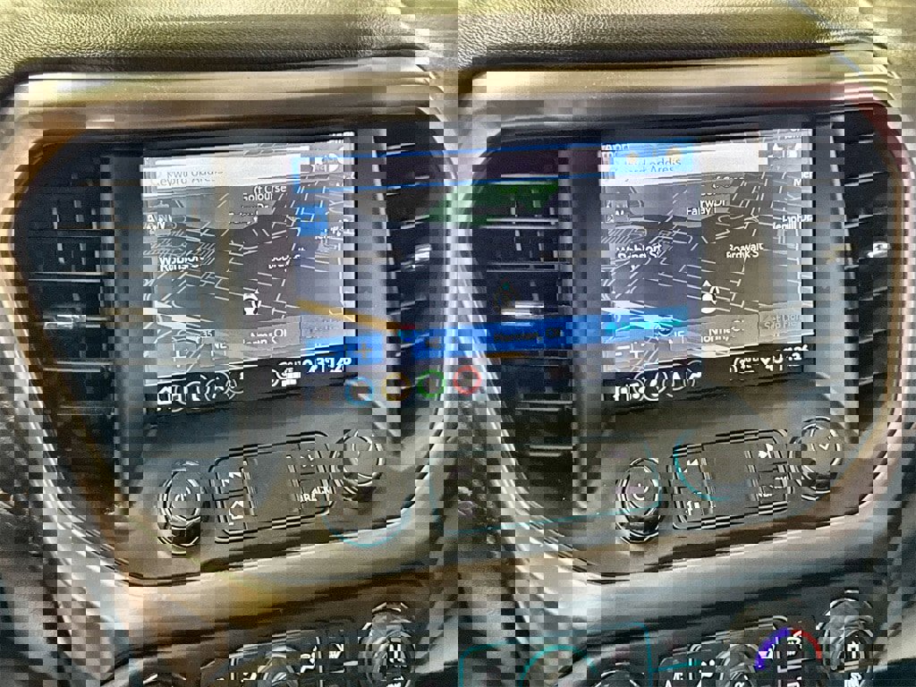 Used 2021 GMC Acadia AT4 w/ Technology Package image 21