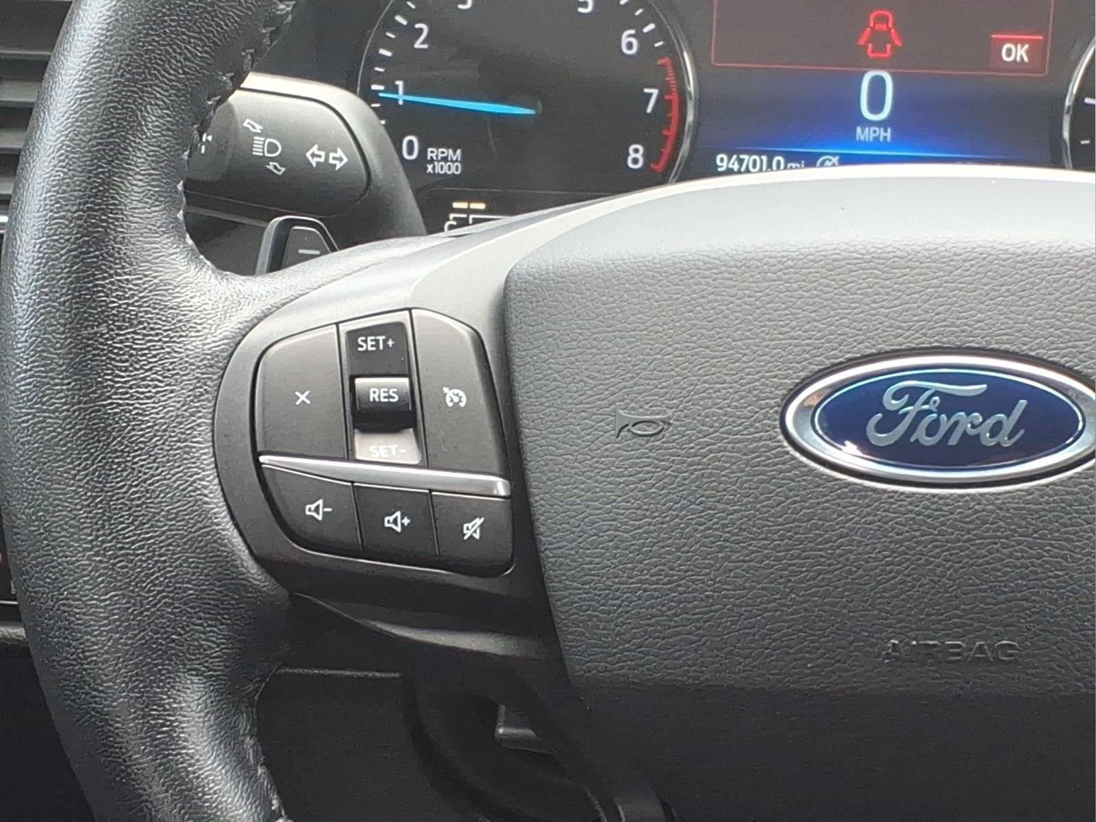 Used 2020 Ford Explorer XLT w/ Equipment Group 202A AWD/4WD image 10