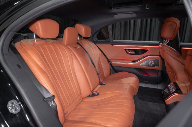 Certified 2026 Mercedes-Benz S 500 4MATIC image 11