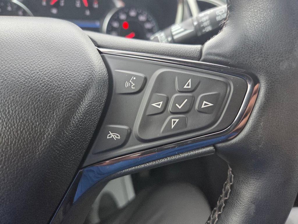 Used 2023 Chevrolet Equinox Premier AWD/4WD image 20