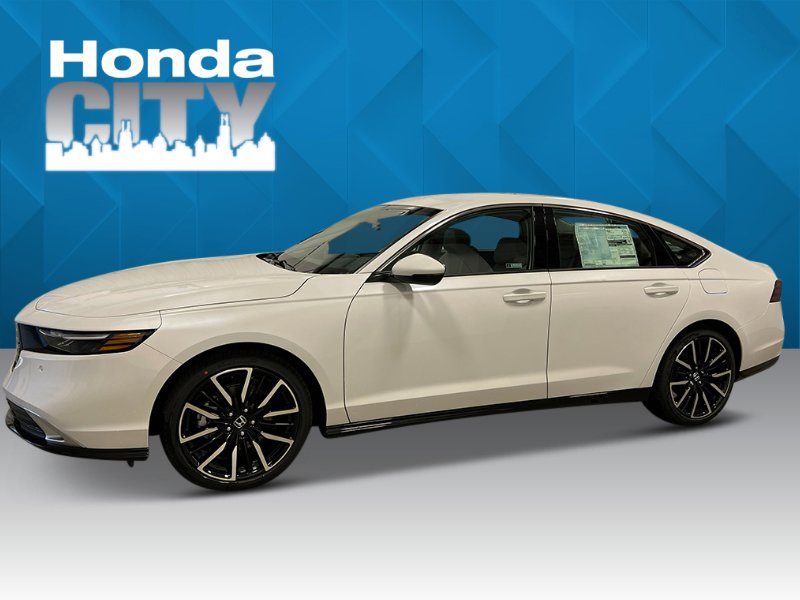 New 2025 Honda Accord Touring image 2