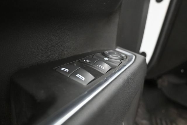 Used 2025 Chevrolet Silverado 2500 LT AWD/4WD image 5