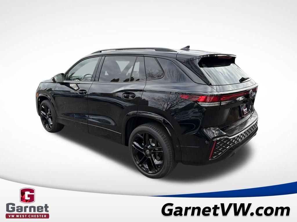 New 2026 Volkswagen Tiguan SE R-Line image 3