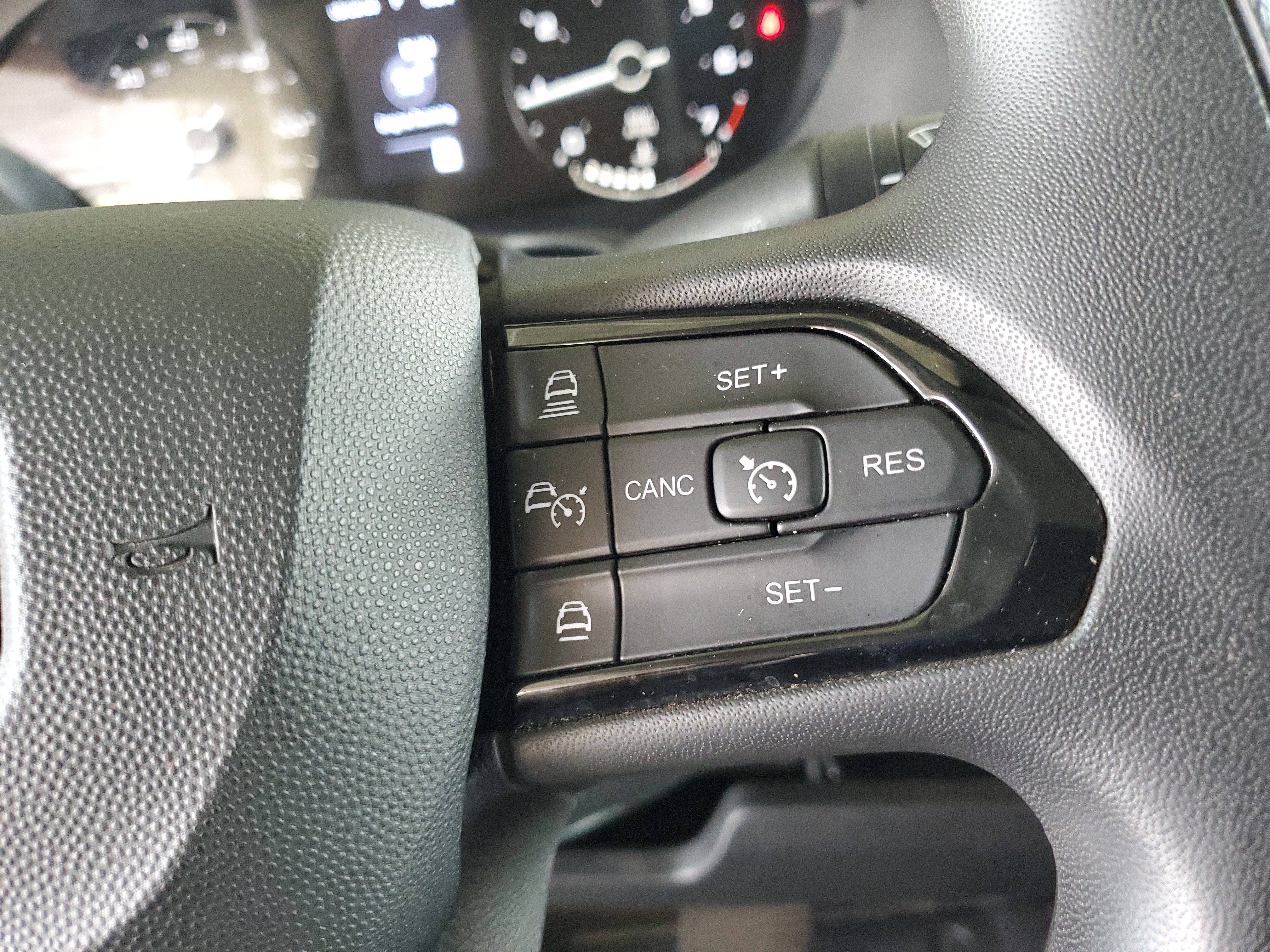 Used 2025 RAM ProMaster 2500 w/ Convenience Group FWD image 24