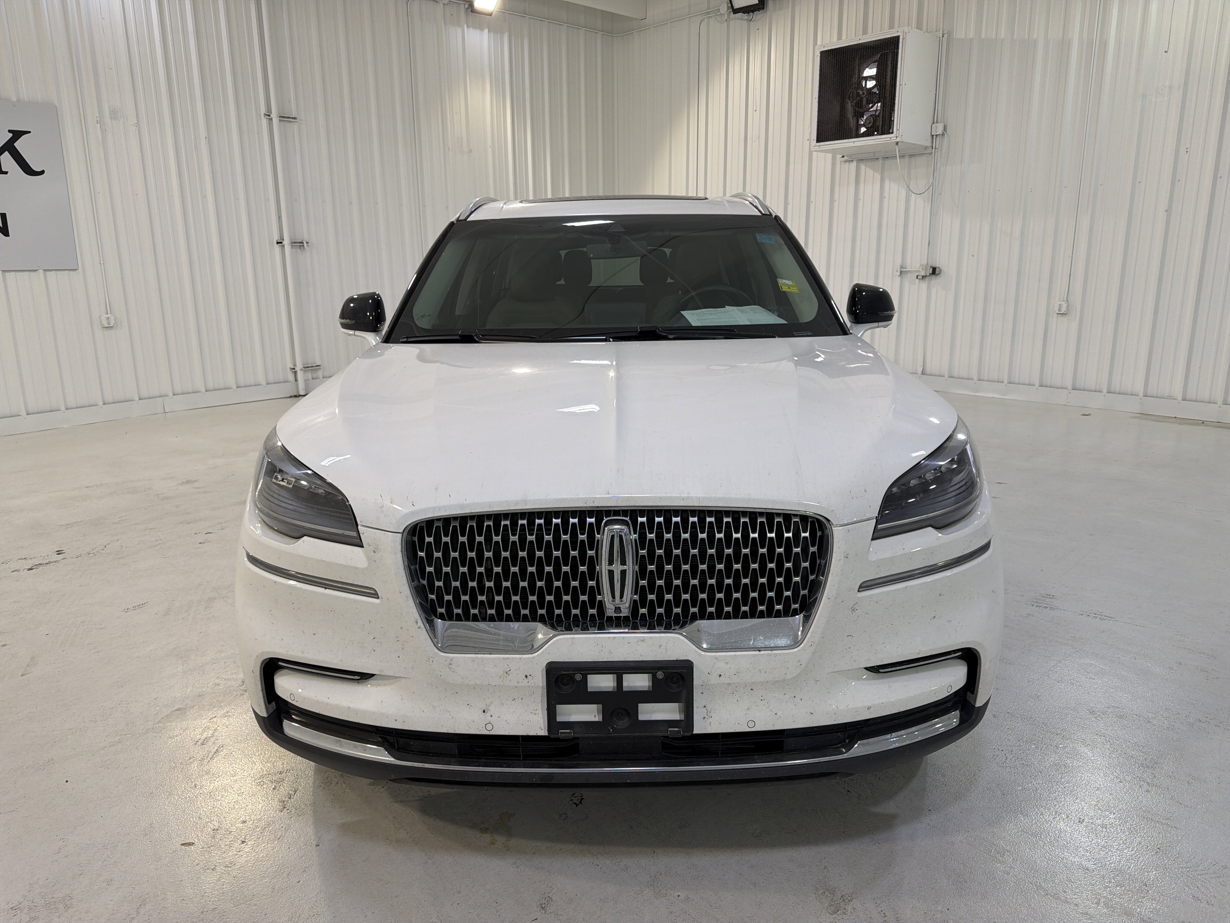 Used 2024 Lincoln Aviator Reserve w/ Elements Package Plus image 8