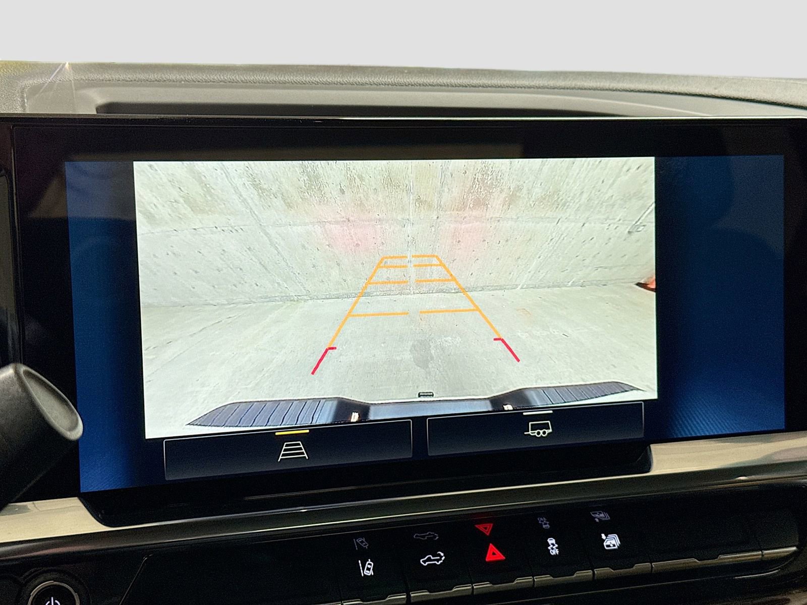 Certified 2025 Chevrolet Silverado 2500 LT w/ Convenience Package image 17