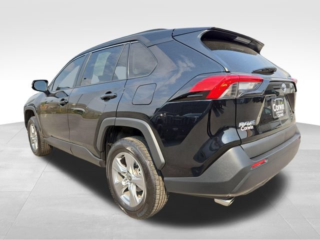 Used 2024 Toyota RAV4 XLE AWD/4WD image 13