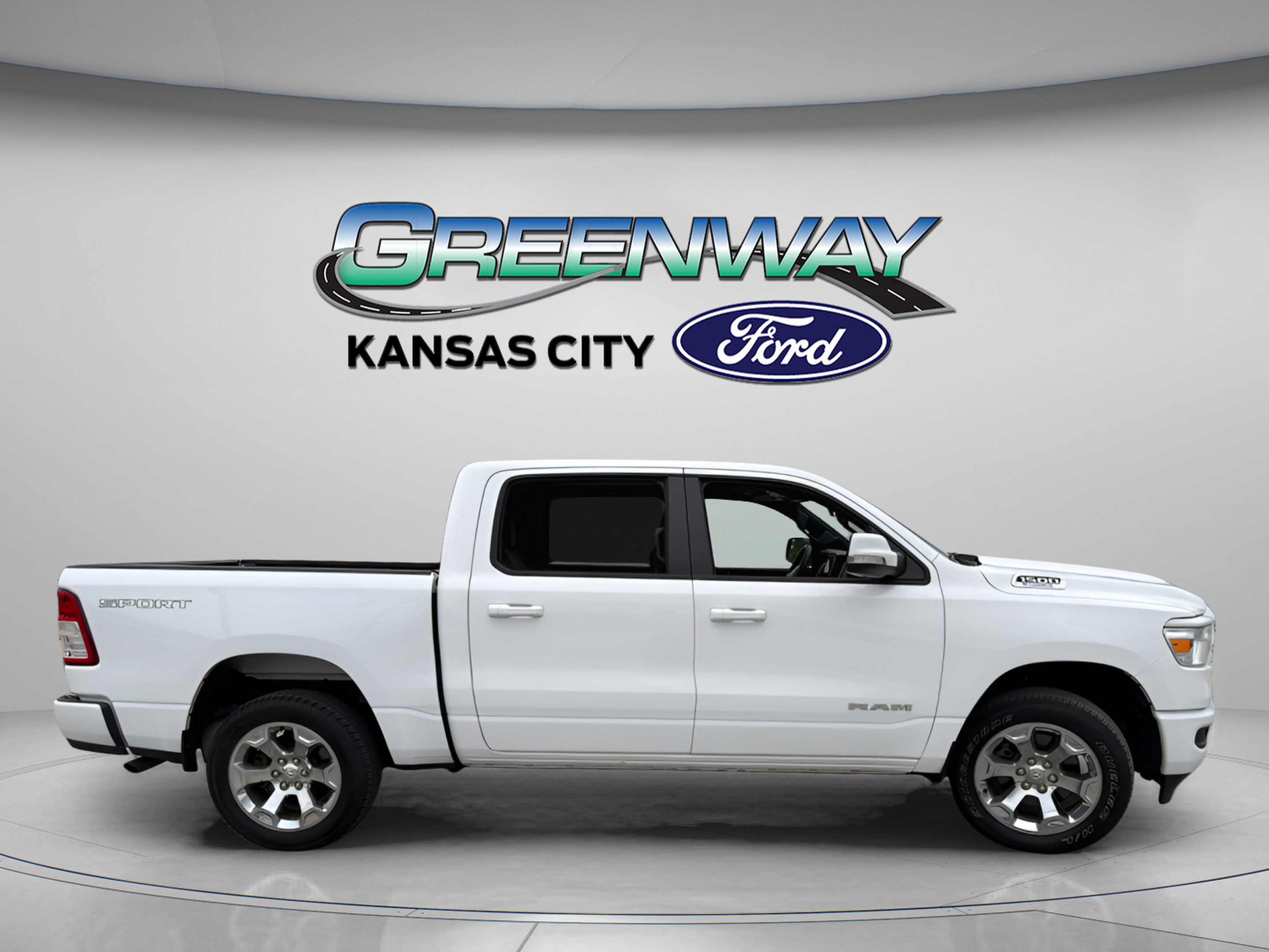 Used 2022 RAM 1500 Big Horn AWD/4WD image 9