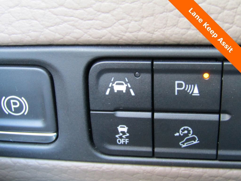 Used 2021 GMC Yukon Denali image 17