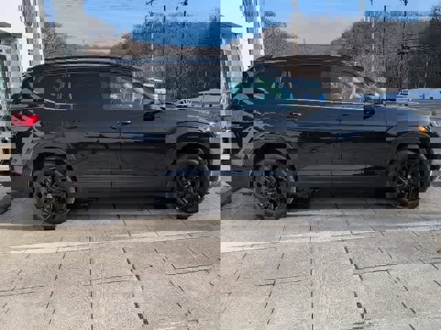 Certified 2023 Volkswagen Atlas SE w/ Panoramic Sunroof Package image 6