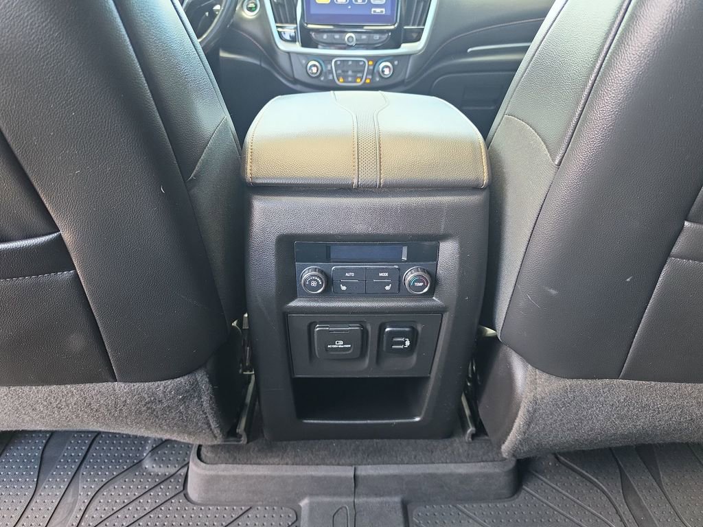 Certified 2018 Chevrolet Traverse Premier image 27