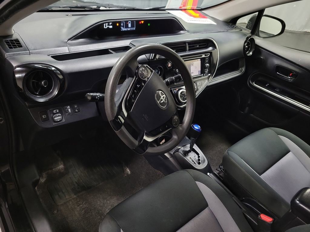 Used 2019 Toyota Prius C FWD image 13