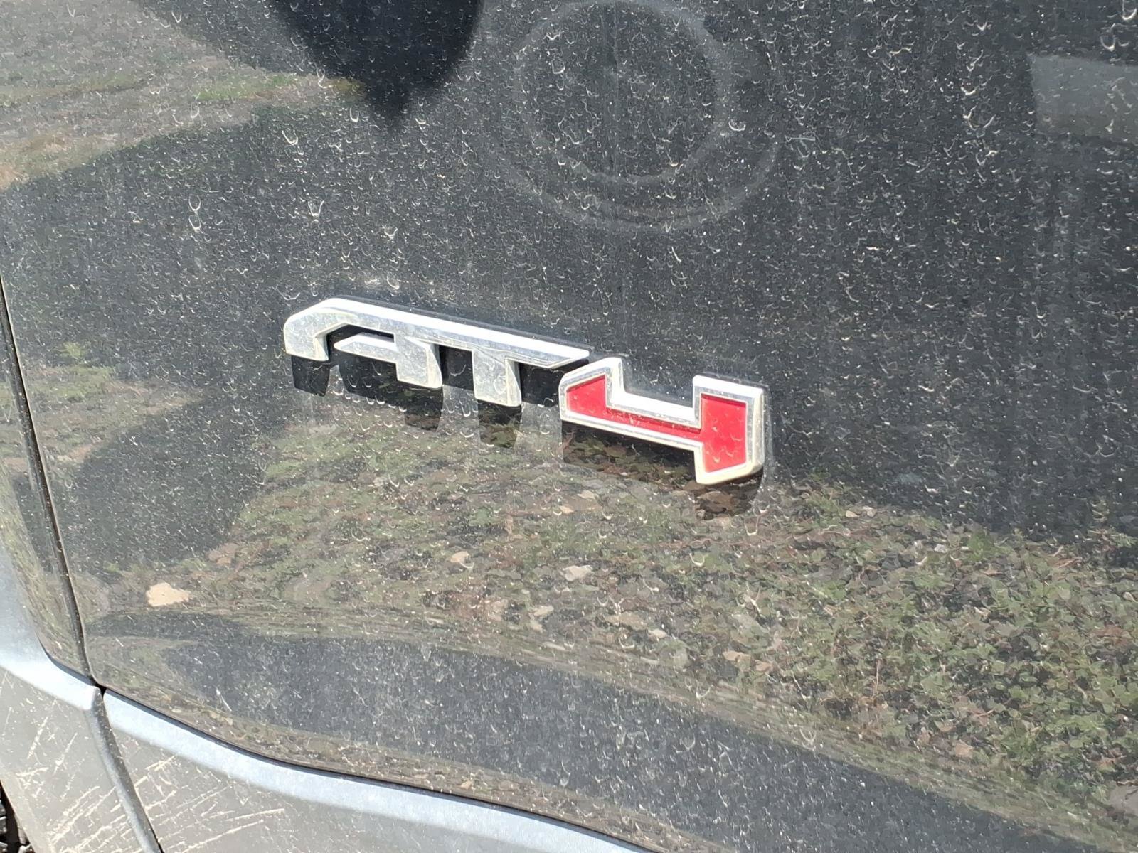 Used 2020 GMC Acadia AT4 AWD/4WD image 4