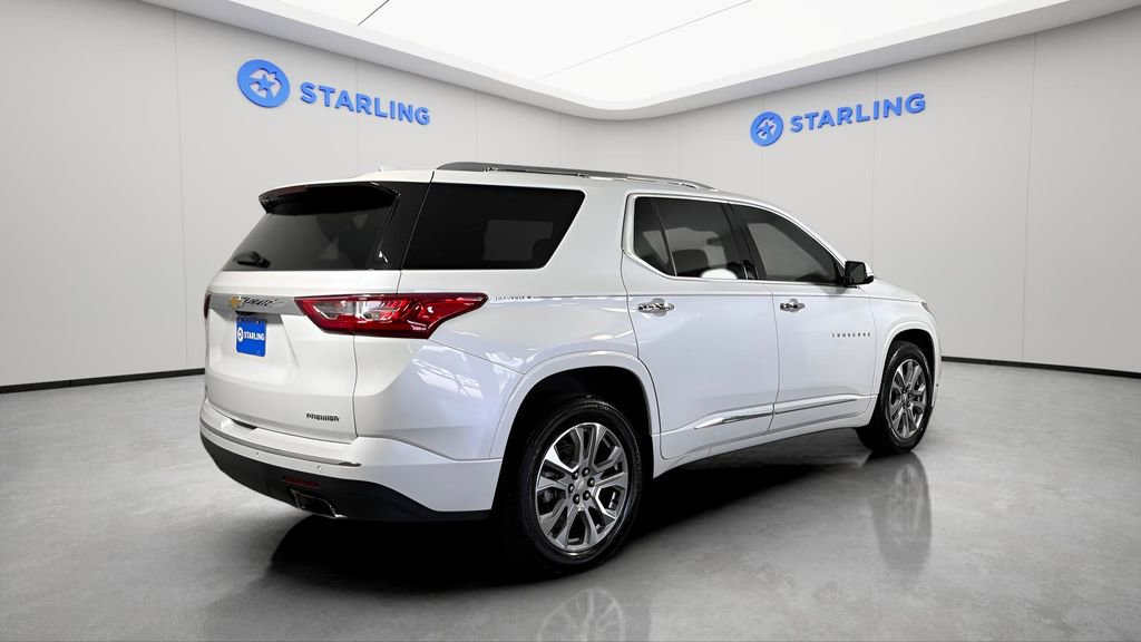 Used 2020 Chevrolet Traverse Premier FWD image 9