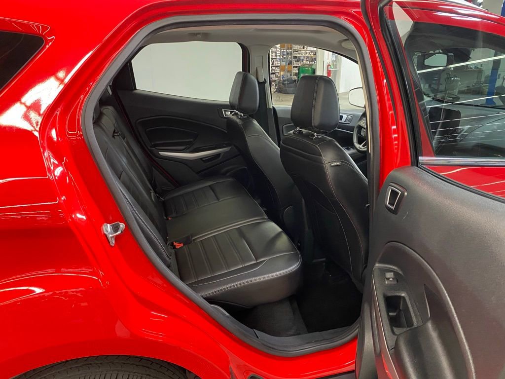Used 2021 Ford EcoSport Titanium image 10