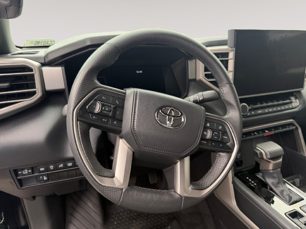 Used 2025 Toyota Tundra Limited AWD/4WD image 12