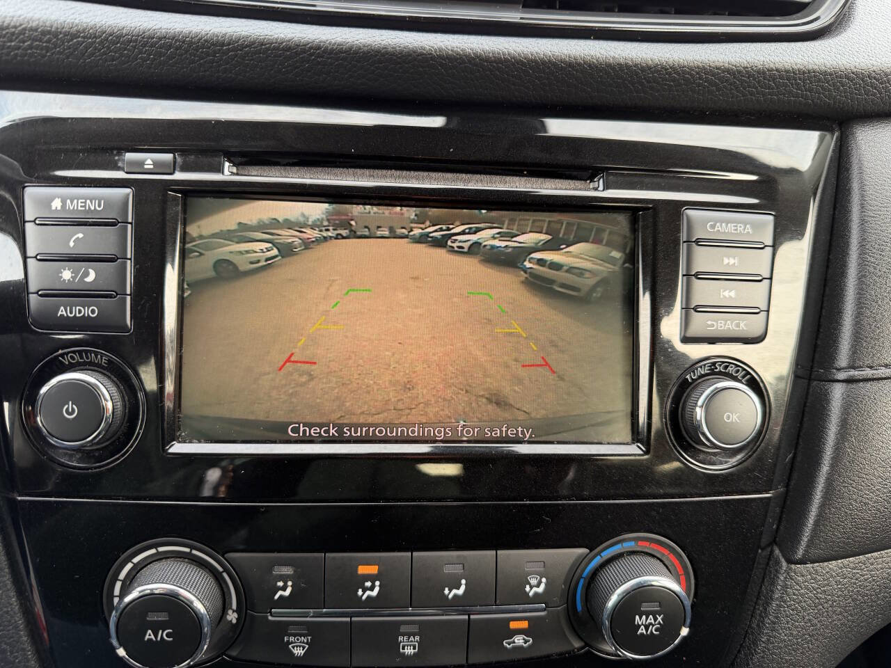 Used 2019 Nissan Rogue S w/ Special Edition Package image 31