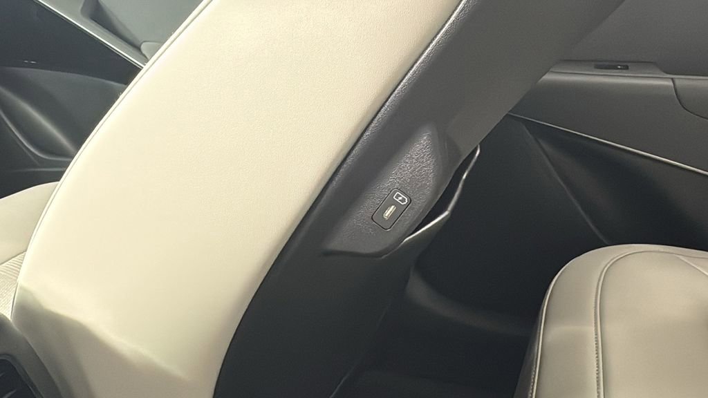 New 2025 Kia Niro EX image 36