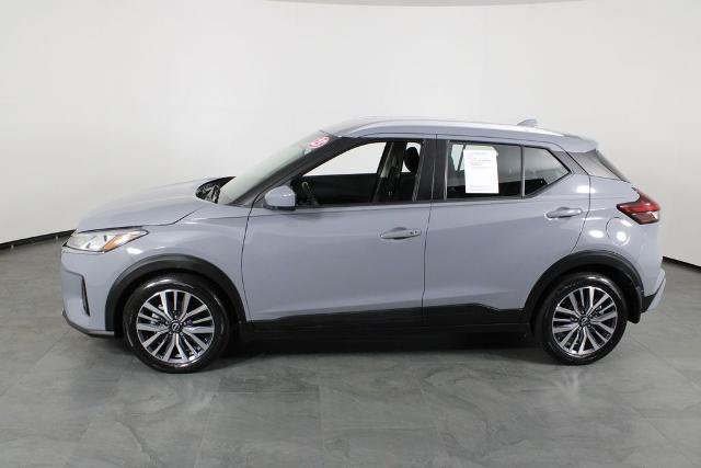 Certified 2023 Nissan Kicks SV FWD image 14