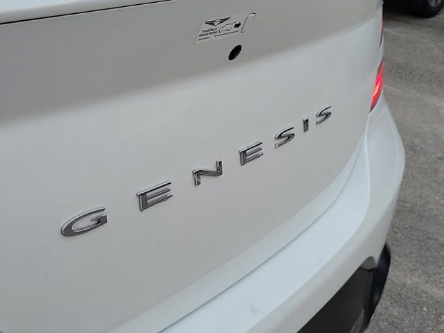 Used 2026 Genesis G70 2.5T image 5
