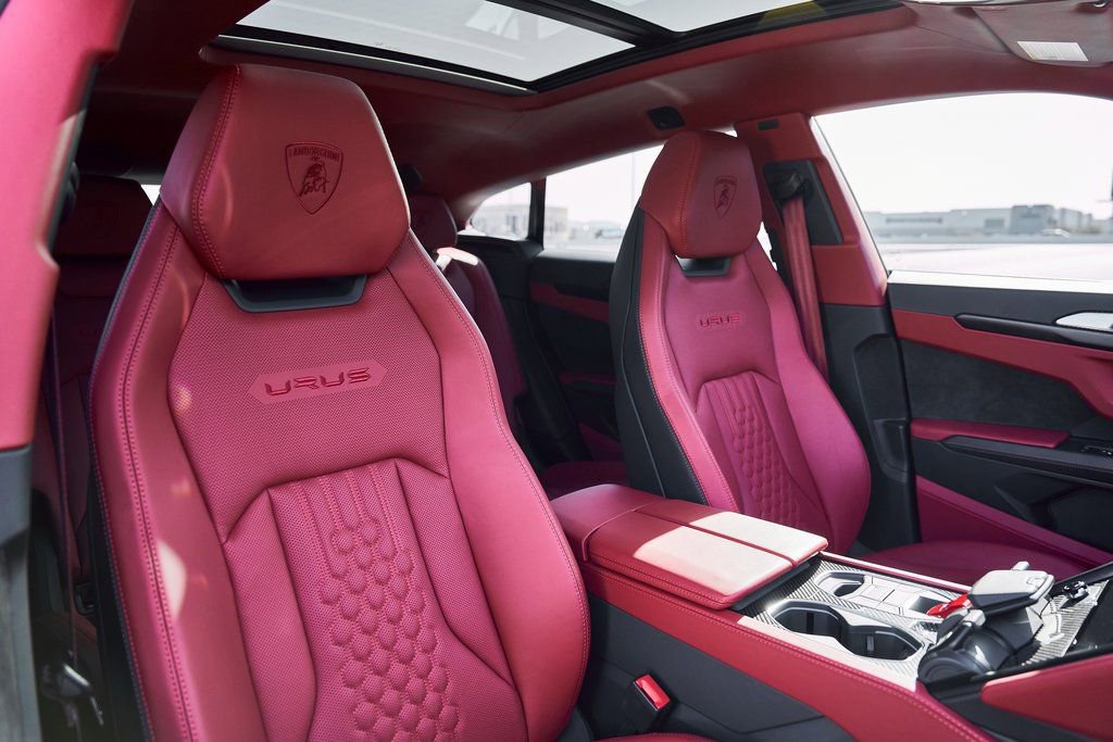 Used 2024 Lamborghini Urus S image 46