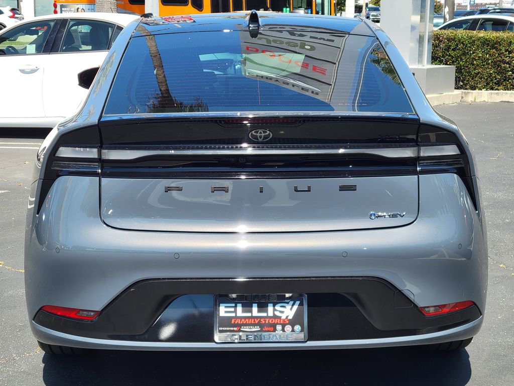 Used 2025 Toyota Prius Plug-In Hybrid w/ Limited Premium Package image 28