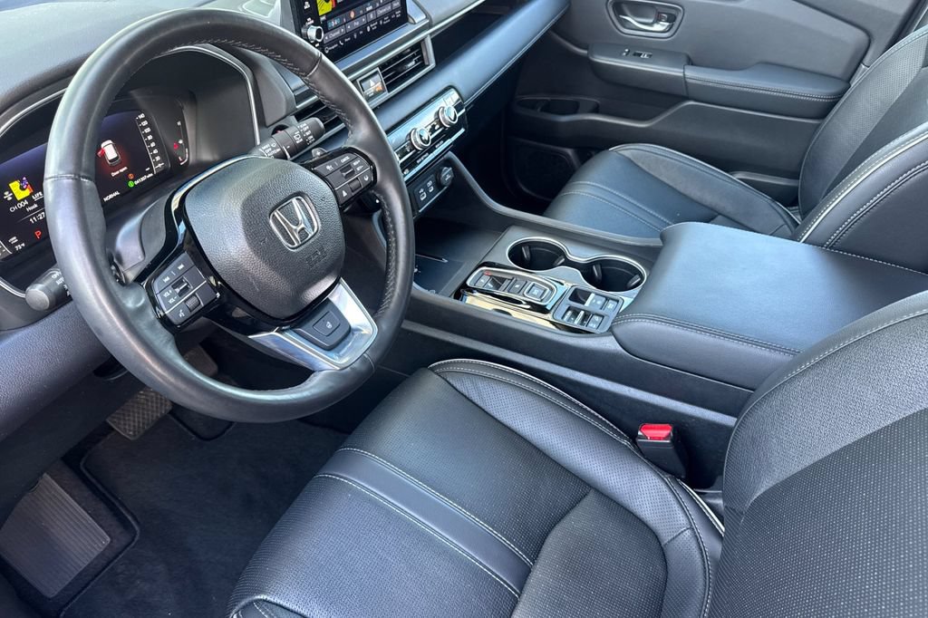 Certified 2023 Honda Pilot Elite image 12