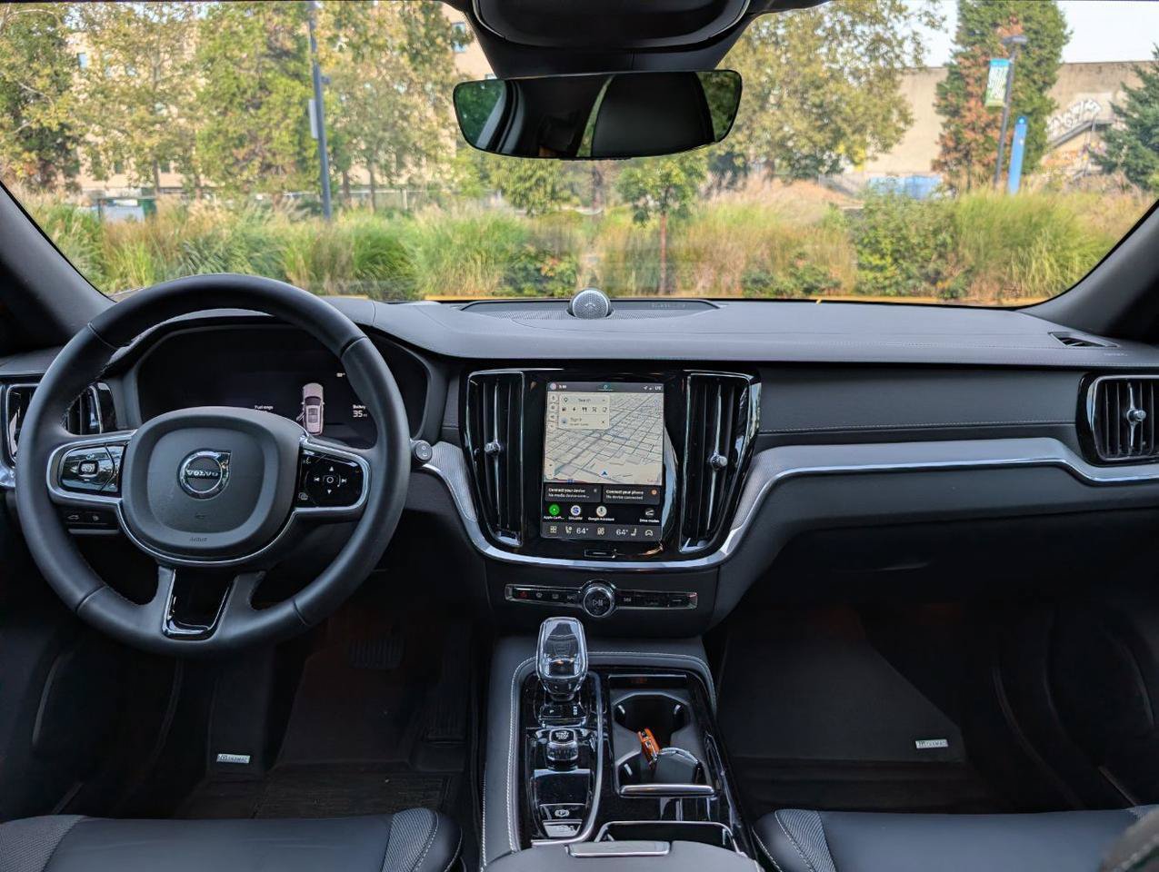 Used 2025 Volvo V60 T8 Polestar AWD/4WD image 13