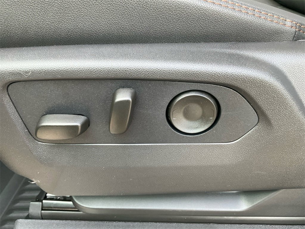 New 2026 GMC Sierra 2500 AT4 image 28