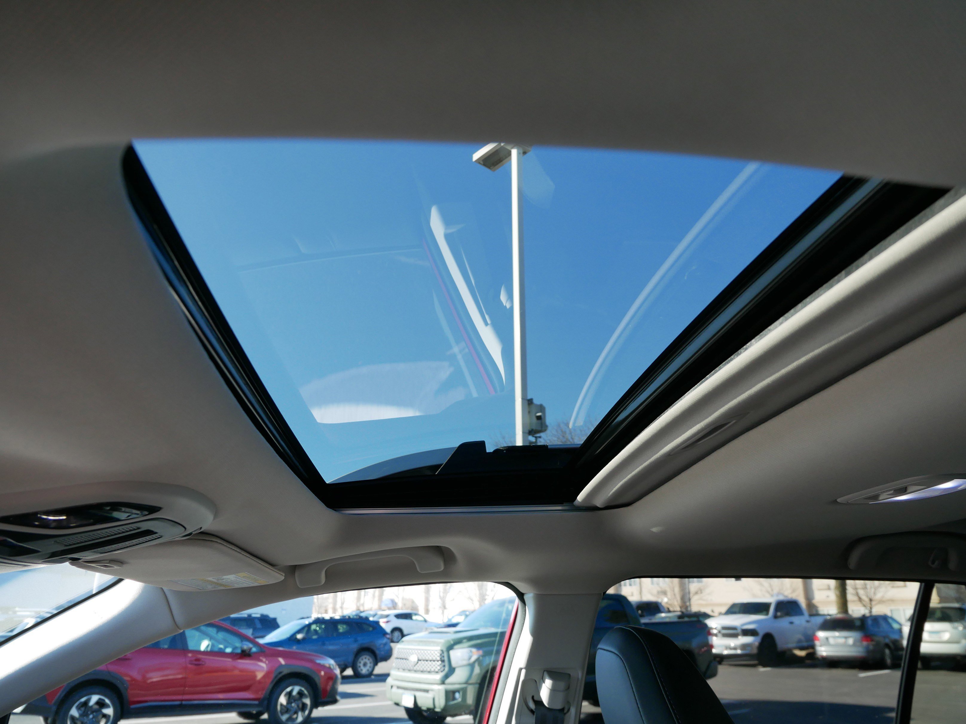 Certified 2025 Subaru Outback Touring image 32