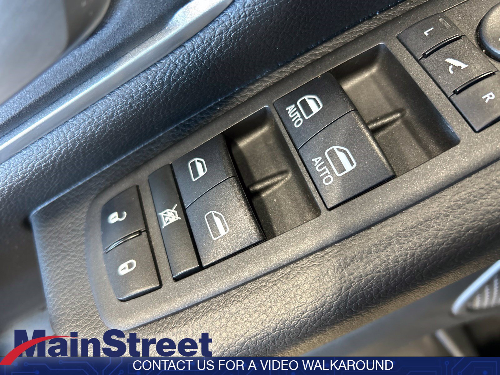 Used 2022 RAM 1500 Big Horn AWD/4WD image 32