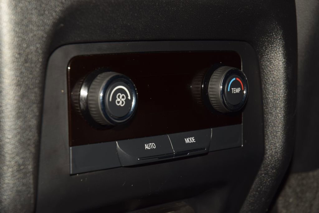 Used 2024 Chevrolet Traverse Z71 AWD/4WD image 42