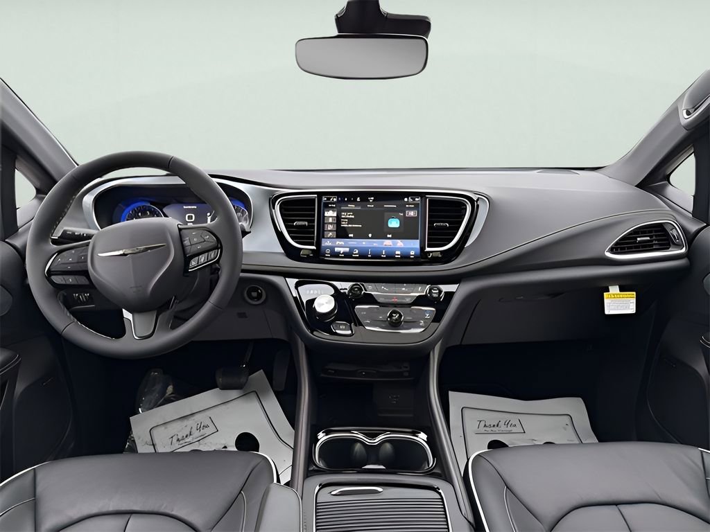 New 2026 Chrysler Pacifica Limited w/ Uconnect Theater Family Group image 16