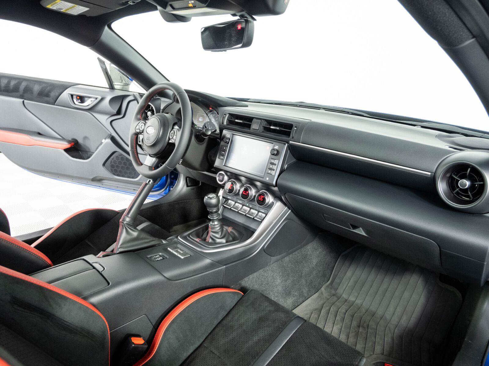 Used 2025 Subaru BRZ Limited RWD image 18