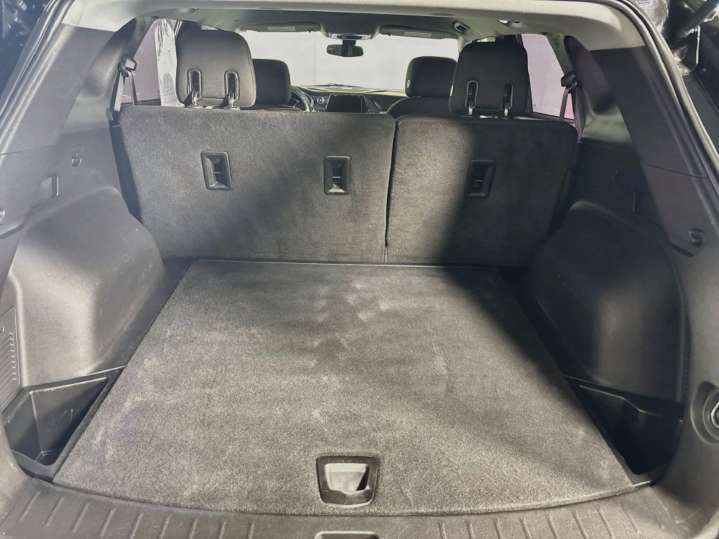 Used 2019 Chevrolet Blazer L FWD image 20