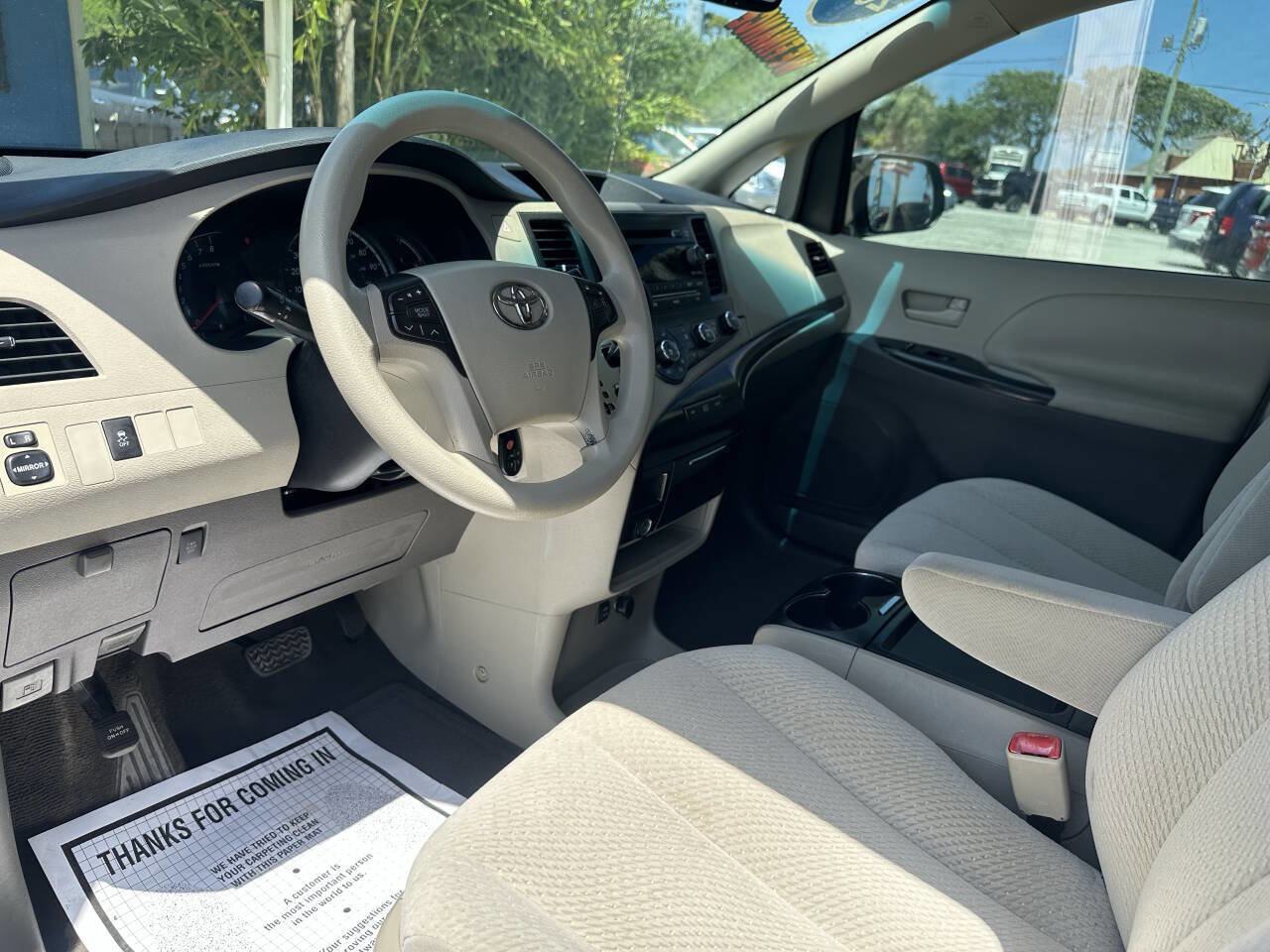 Used 2011 Toyota Sienna LE image 12