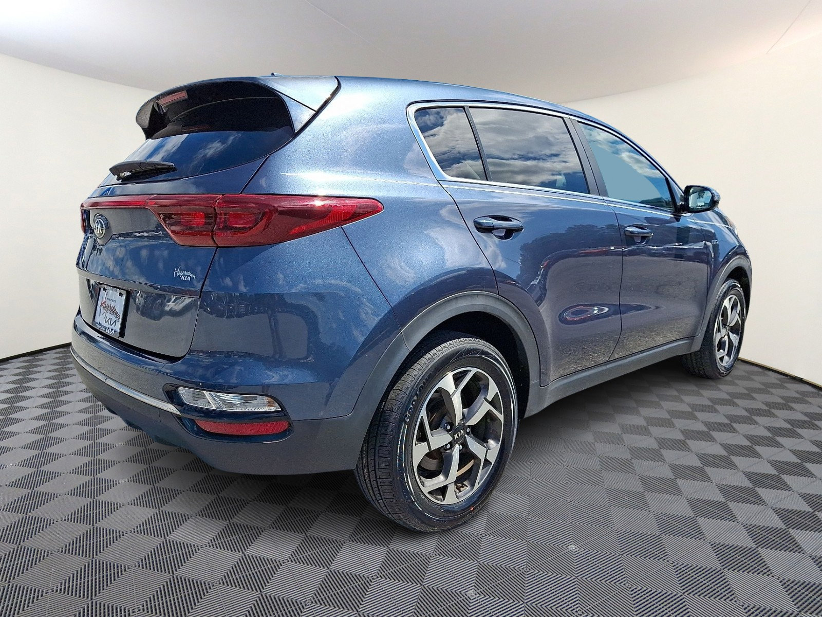Used 2020 Kia Sportage LX w/ LX Popular Package AWD/4WD image 6