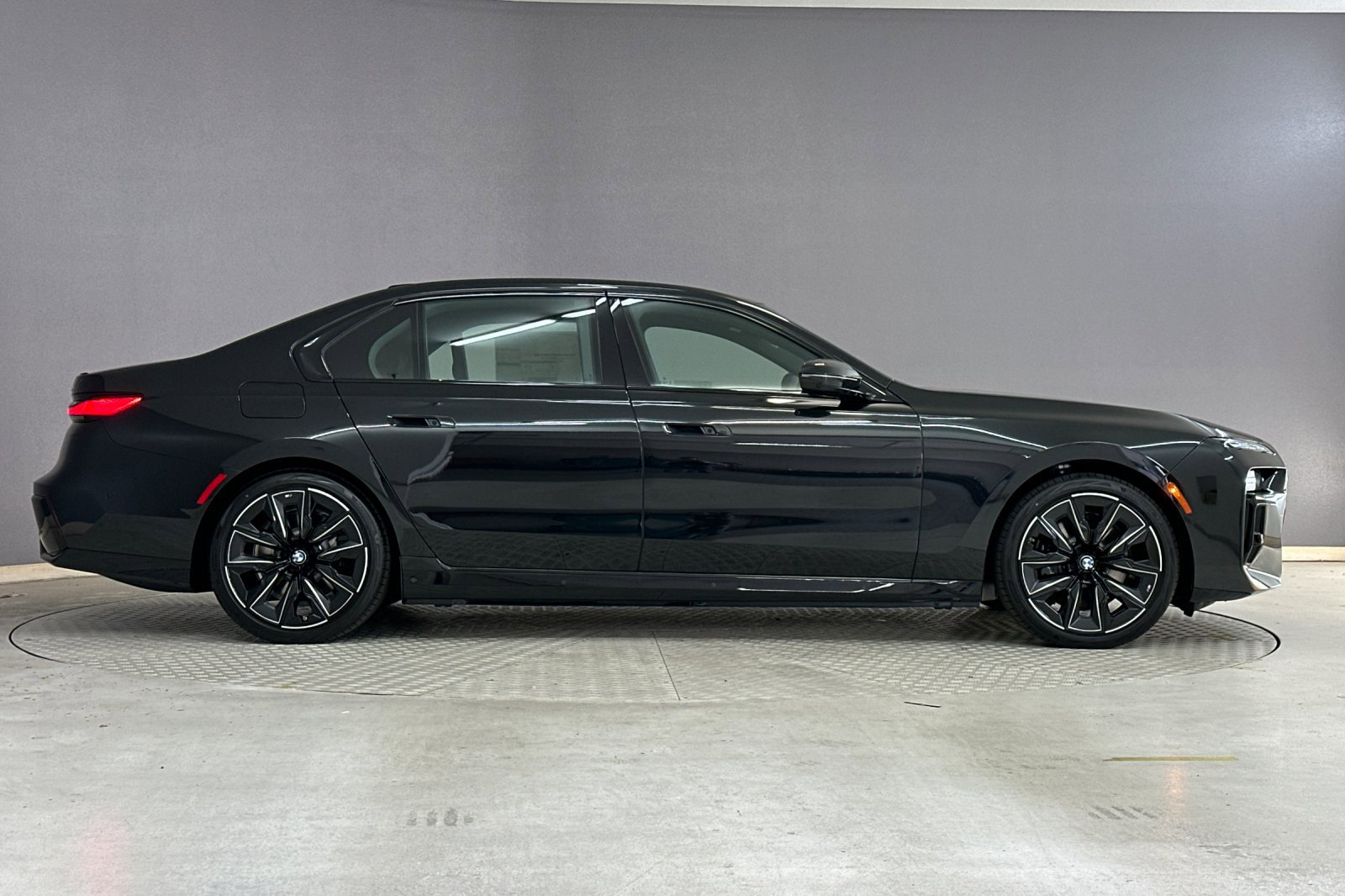 New 2026 BMW i7 eDrive50 w/ Executive Package image 7