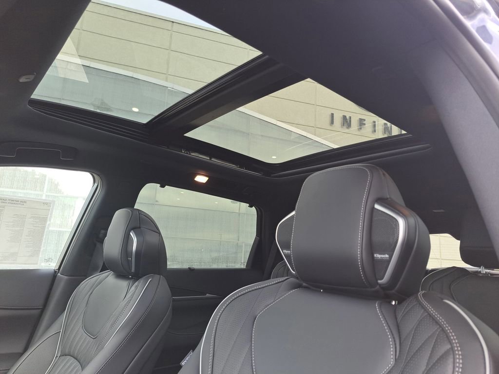 New 2026 INFINITI QX60 Autograph w/ Dark Cargo Package image 16