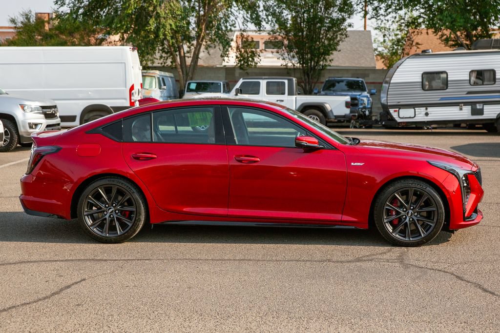 Used 2025 Cadillac CT5 V w/ Platinum Package RWD image 4